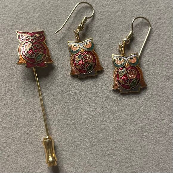 Unbranded Jewelry - Vintage Cloisonee Owl Earrings and Stick Pin Matching Set
